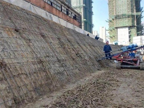 吐鲁番建筑边坡支护